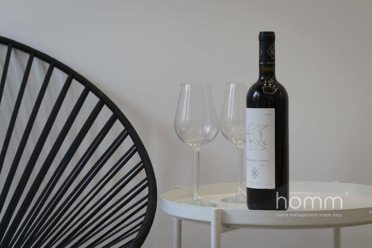 34Sqm Minimal Homm Apartment With Acropolis View Αθήνα Εξωτερικό φωτογραφία